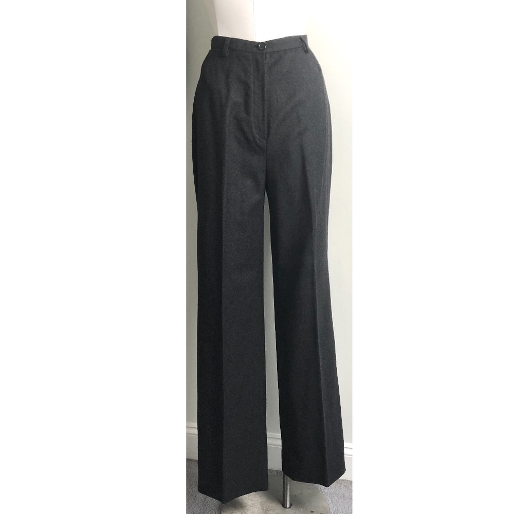 Akris 100% Cashmere Grey Suit, Vintage - Picture 3 of 14